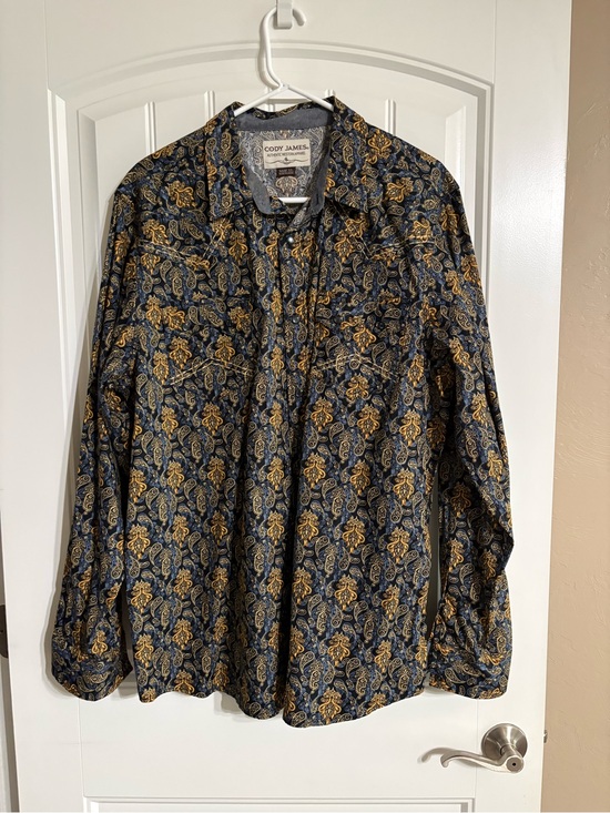 Cody James Other - Cody James Navy & Gold Paisley Shirt Jacket